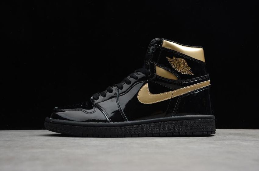 Women's Air Jordan 1 Retro High OG Black Metallic Gold Basketball Shoes