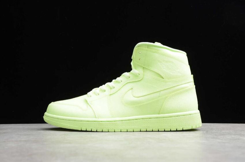 Men's Air Jordan 1 Ret Hi Prem Barely Volt Basketball Shoes