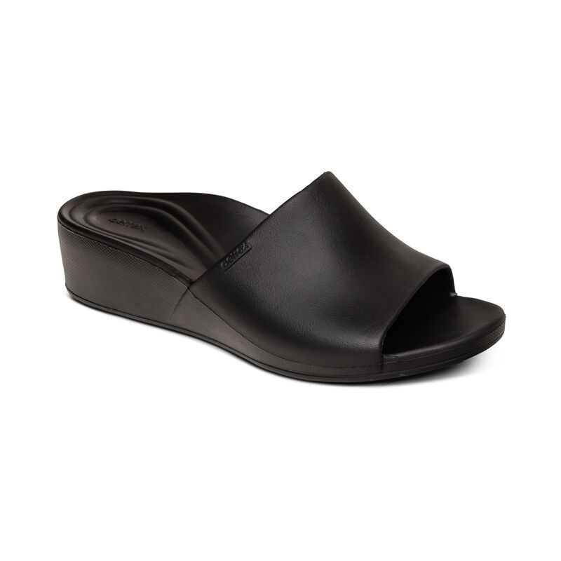 Aetrex | Women's Jamie Orthotic Wedge-Black | New Arrivals