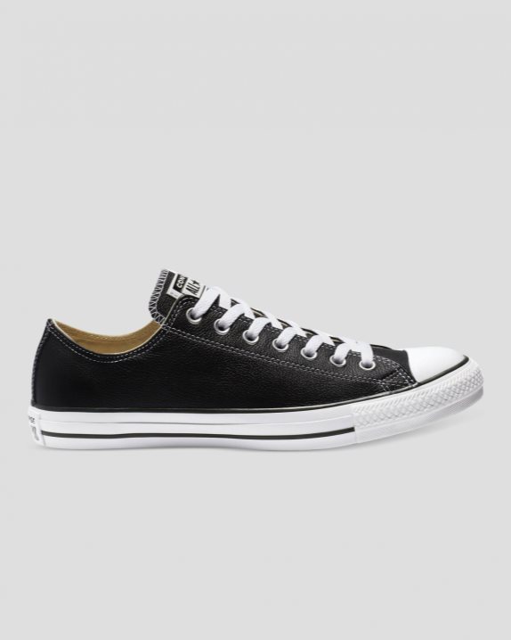 Converse | Men's Chuck Taylor All Star Leather Low Top Black