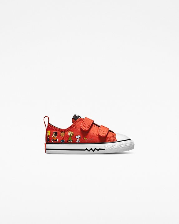 Converse | Kids X Peanuts Chuck Taylor All Star Toddler 2V Low Top Signal Red