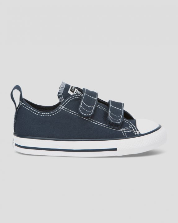 Converse | Chuck Taylor All Star 2V Toddler Low Top Athletic Navy