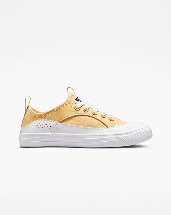 Converse | Women's Chuck Taylor All Star Wave Ultra Low Top Cyber Mango