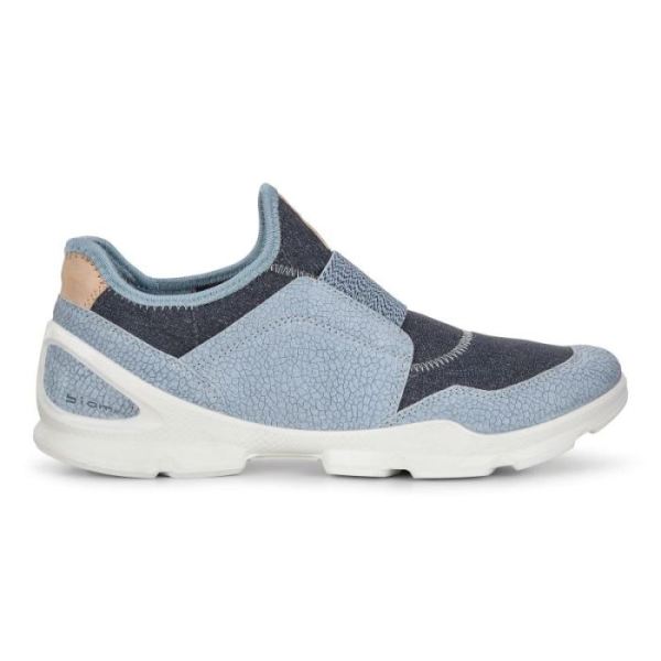 ECCO SHOES CANADA | BIOM STREET. WOMEN'S SLIP-ON-DUSTY BLUE/MARINE