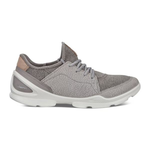 ECCO SHOES CANADA | BIOM STREET. WOMEN'S OUTDOOR SHOE-WILD DOVE/WILD DOVE