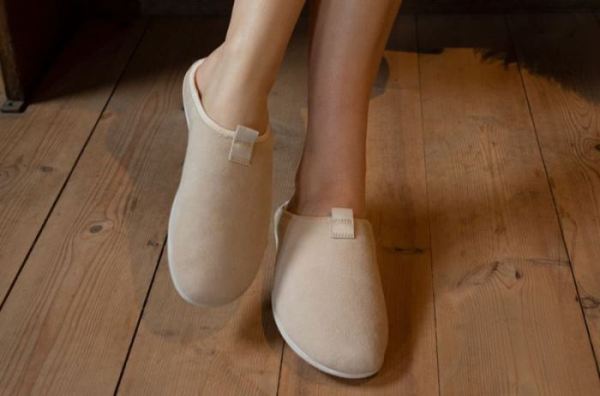 ECCO SHOES CANADA | EASY WOMEN SLIP-ON-LIMESTONE