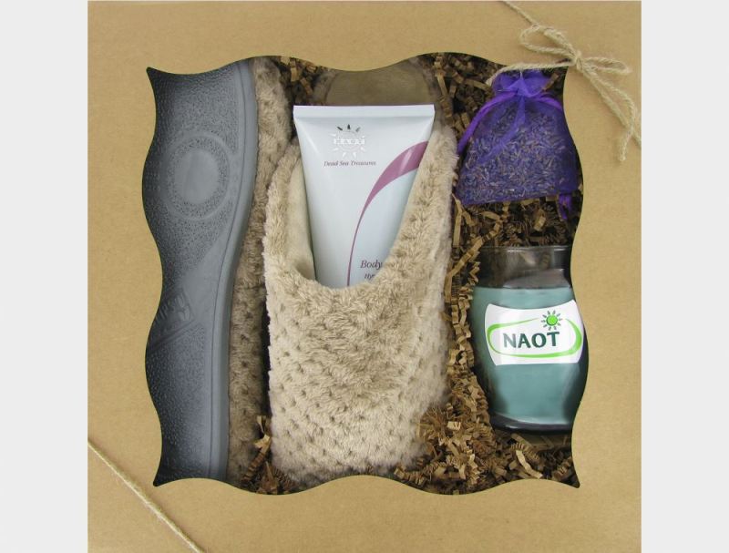 Naot | Unwind Slipper Gift Set-Beige - Click Image to Close