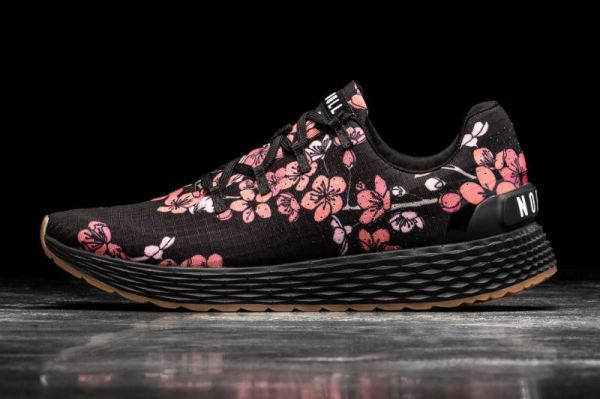 NOBULL WOMEN'S SHOES BLACK CHERRY BLOSSOM RIPSTOP RUNNER | CANADA OUTLET