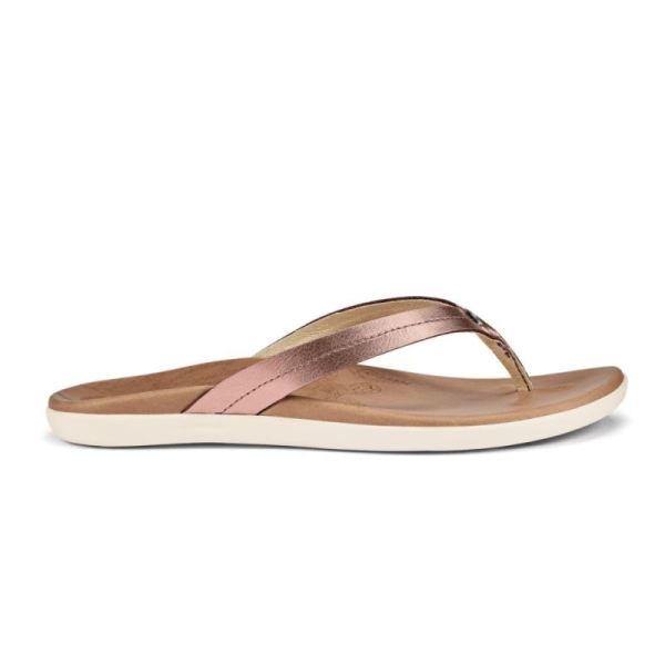 Olukai | Honu Women's Leather Flip Flops - Pink Copper / Sahara - Click Image to Close