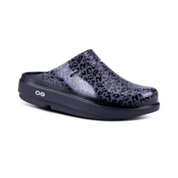 Oofos Shoes Women's OOcloog Limited Edition Clog - Gray Leopard - Click Image to Close