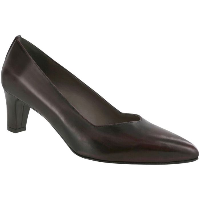 SAS Women's Francessa Pointed Toe Pump-Ant Burgundy