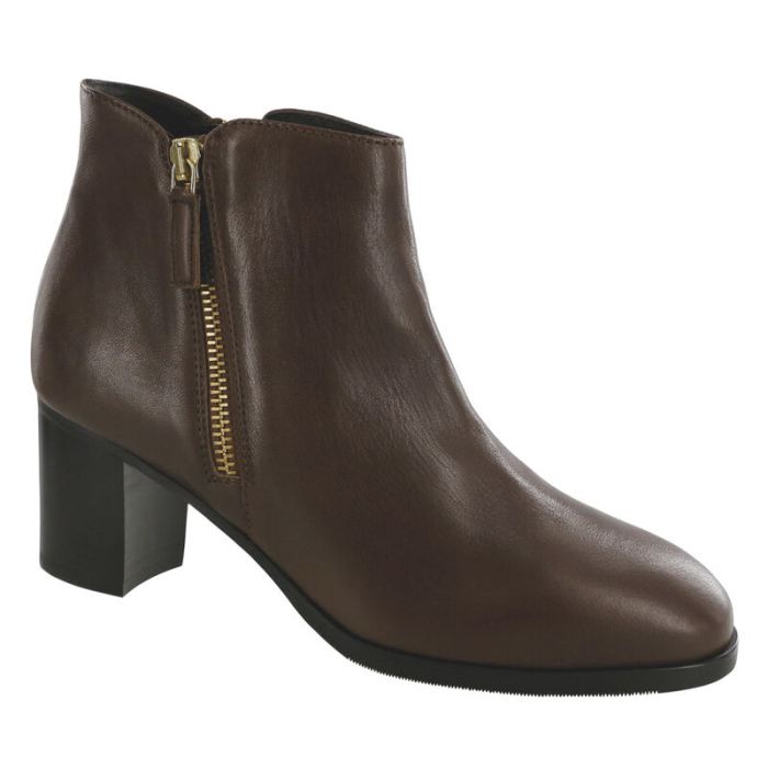 SAS Women's Delia Ankle Boot-Dark Brown