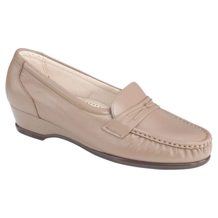 SAS Women's Easier Slip On Loafer-Mocha