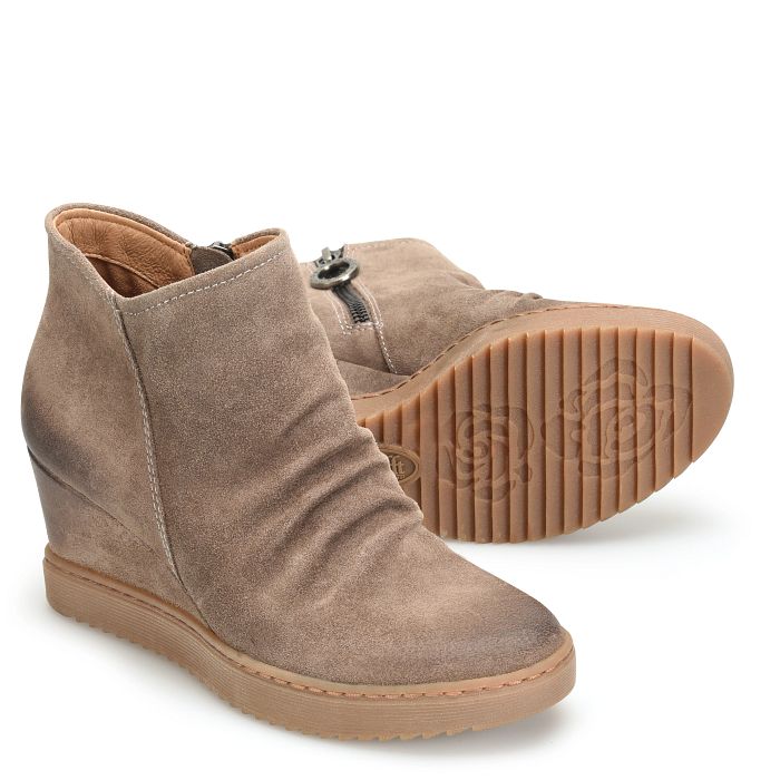 Sofft Women's Siri-Taupe Suede (Tan)