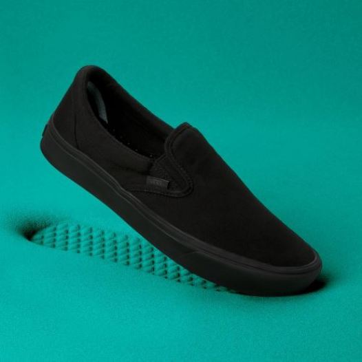 Vans Shoes | Comfycush Slip-On (Classic) Black - Click Image to Close