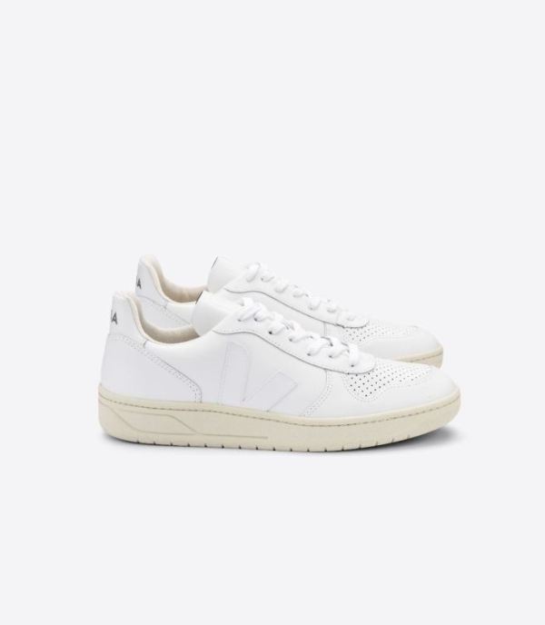 VEJA | MENS V-10 LEATHER WHITE