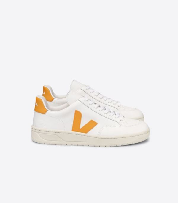 VEJA | WOMENS V-12 LEATHER WHITE OURO - Click Image to Close