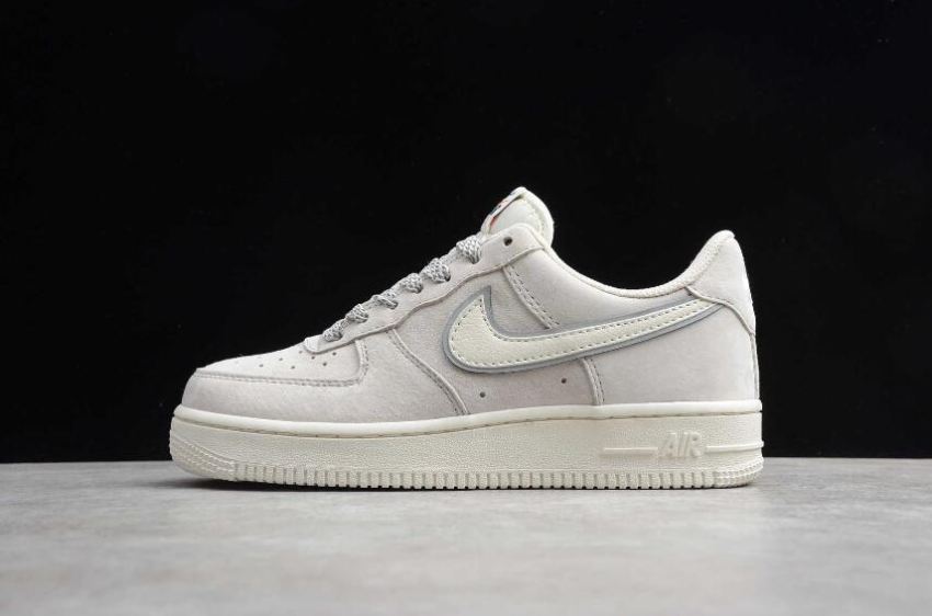 Women's Nike Air Force 1 07 Beige White AQ8741-101 Running Shoes