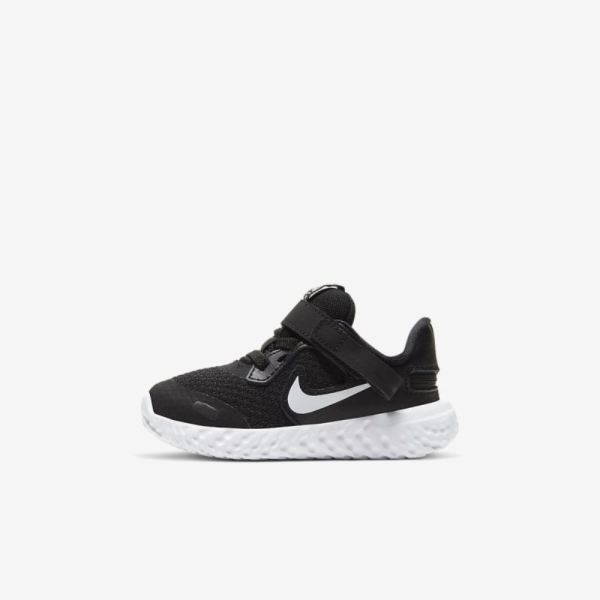 Kids Nike Revolution 5 FlyEase | Black / White / Black / White