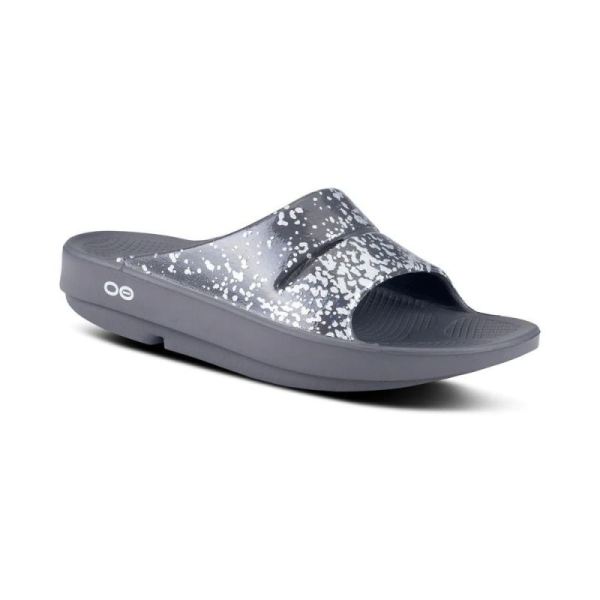 OOFOS SHOES WOMEN'S OOAHH LIMITED SLIDE SANDAL - PROSECCO POP